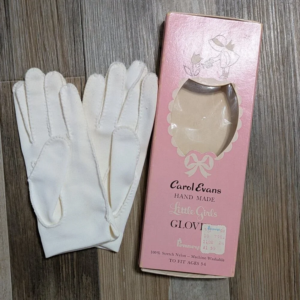 Vintage Carol Evans Hand Made Little Girls Gloves Fit Ages 3-6